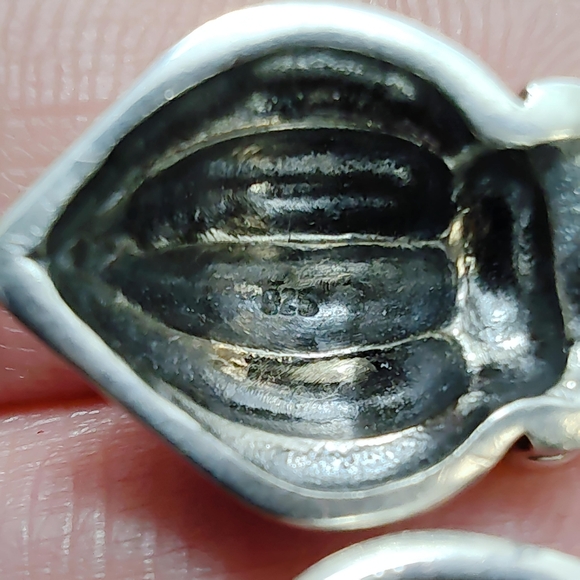 Vintage Sterling Silver Faux Pearl Fluted Post back Earrings - Picture 5 of 8